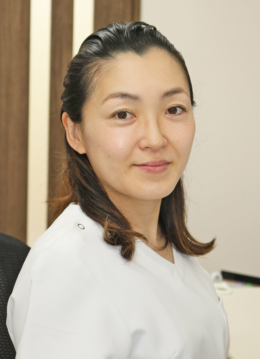 院長　釜野　弥生